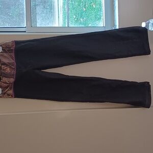 Girls camo pants